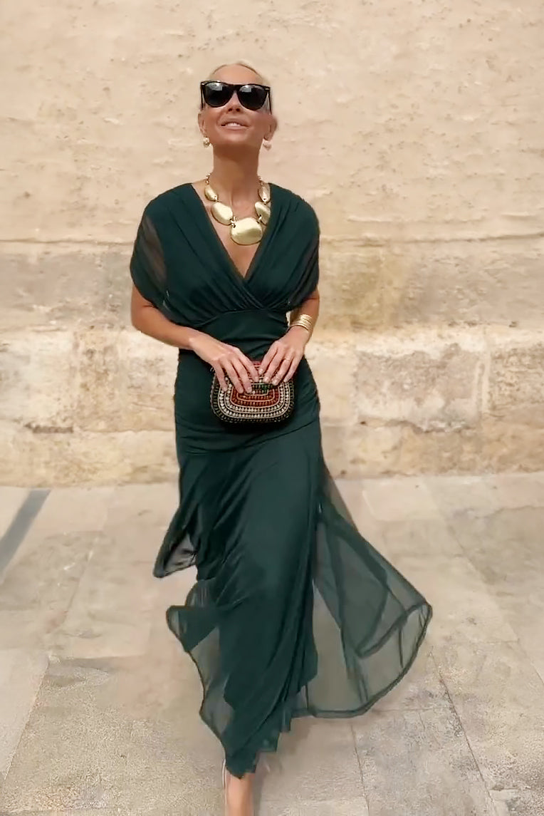 Celestia Glow – The elegant maxi dress that turns every moment into an occasion