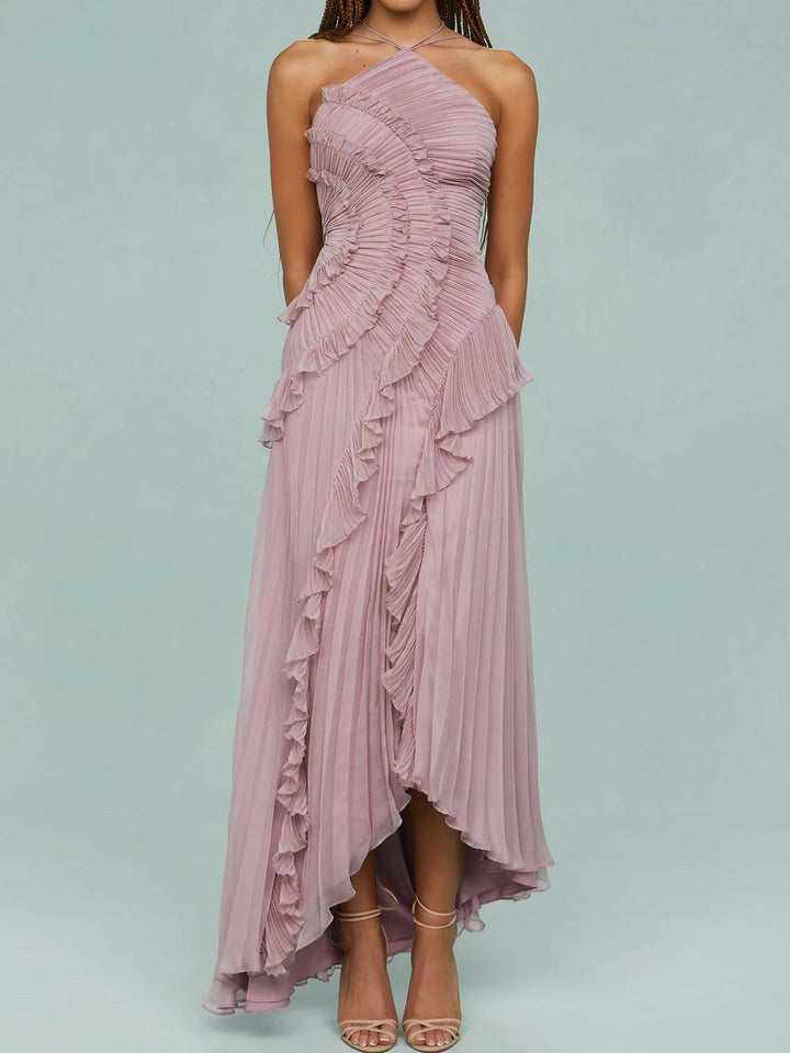 Ravelle Grace – Elegant movement with a flawless silhouette